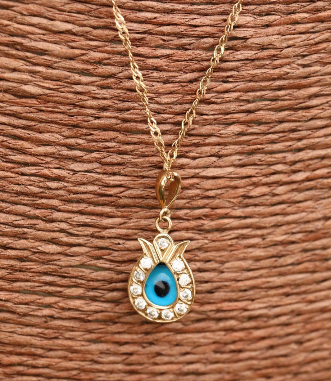 9ct Solid Yellow Gold 19″ Chain Necklace & an Evil Eye Pendant, Charm Vintage