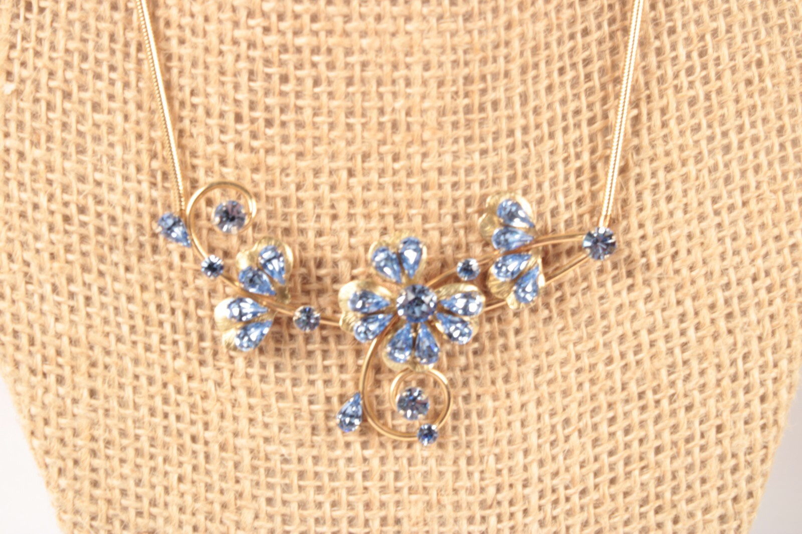 Vintage Choker Necklace and Earring Set Blue Clover Design 15.5 Inches Dainty