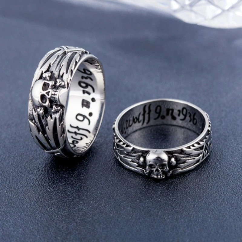 Personalized Fashionable Punk Skull Engraved Metal Silver Ring Fashionable