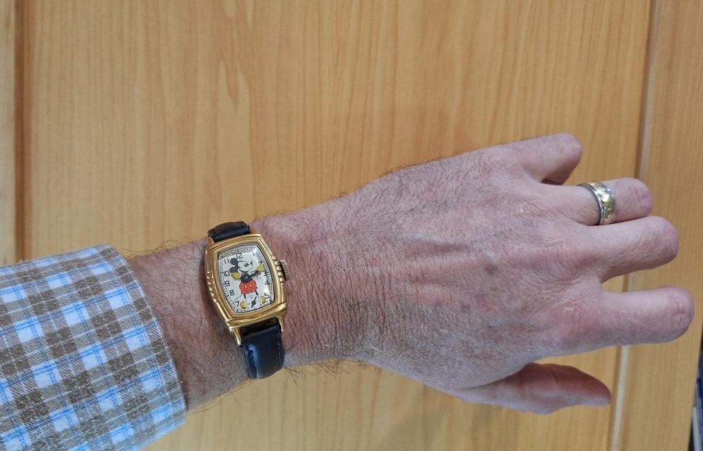 1939 Ingersoll Mickey Mouse ULTRA RARE Gold Toned Watch Serviced and Wearable