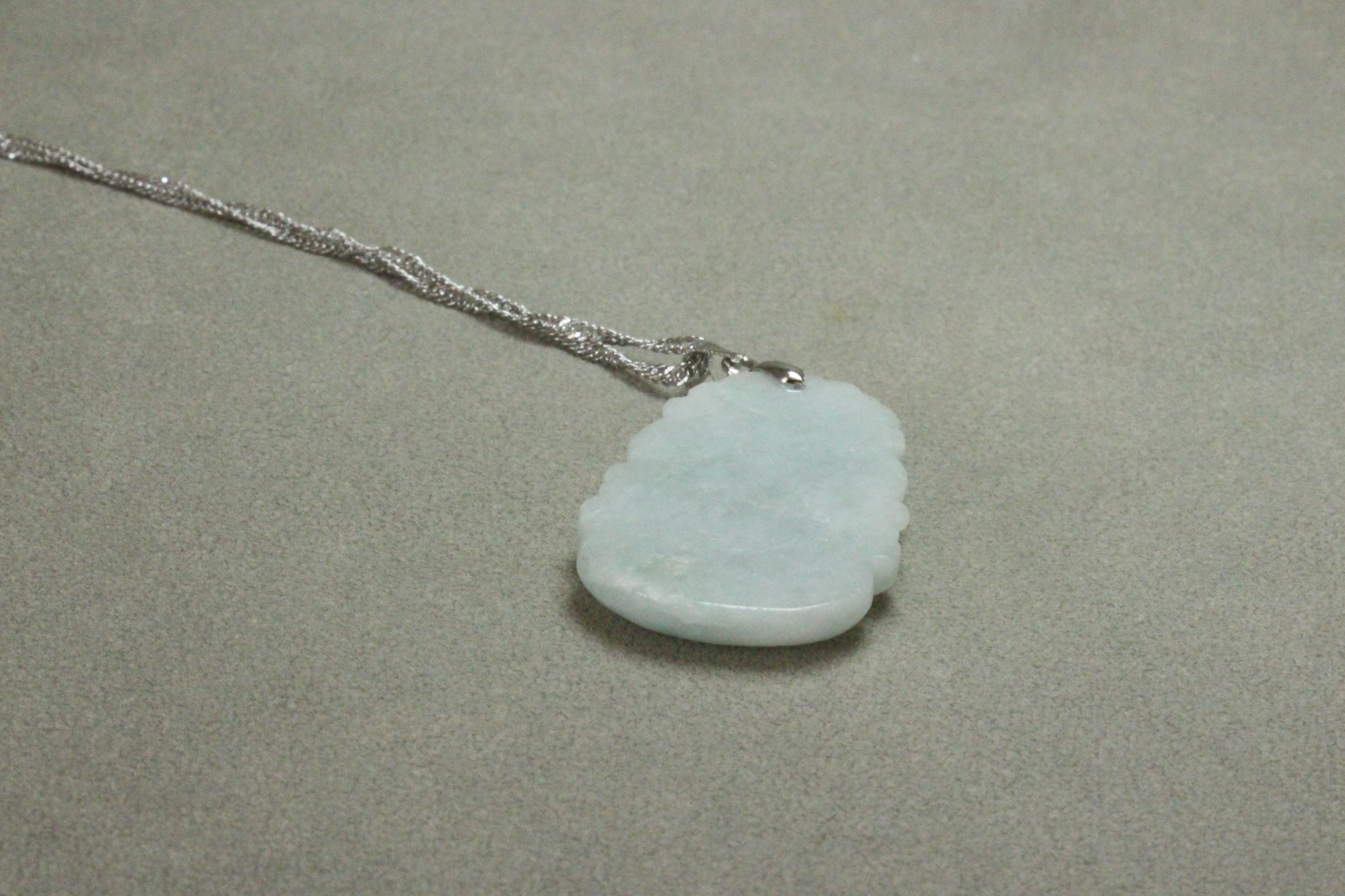 Natural White green A Jadeite jade Hand-Carved Horse (Chinese Zodiac) Pendant
