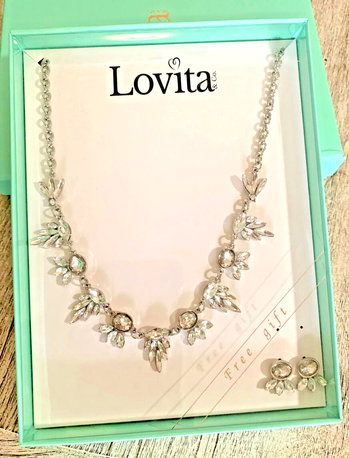 Lovita & Co 18″ Silvertone Crystal Necklace Set w Crystal Stud Earrings