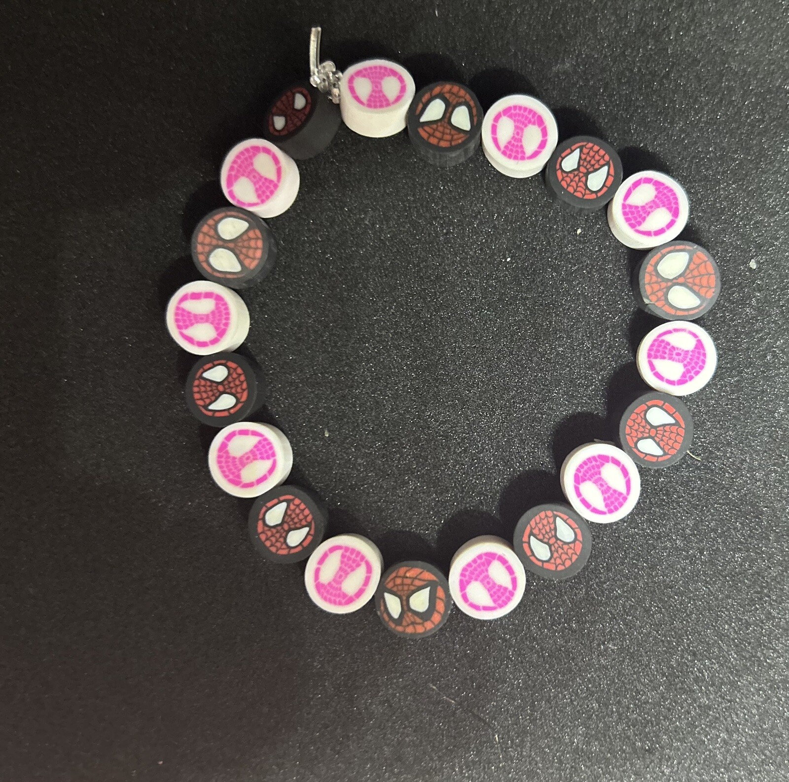 Spiderman & Gwen Stacy (Superhero) Heishi Bracelet