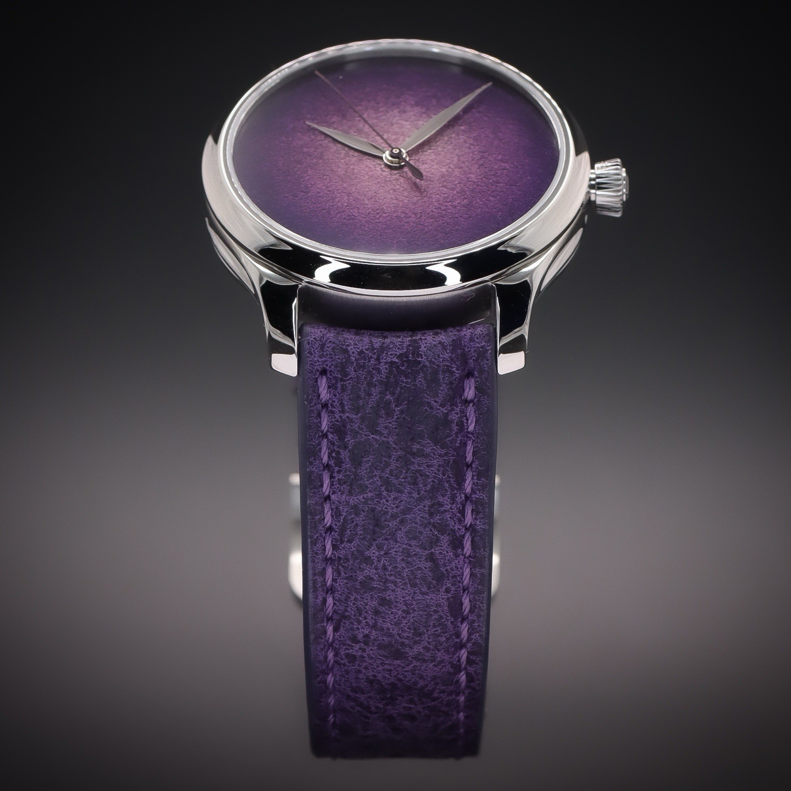 H Moser & Cie Endeavour Centre Seconds UNWORN 5/26 Concept Purple Full Set