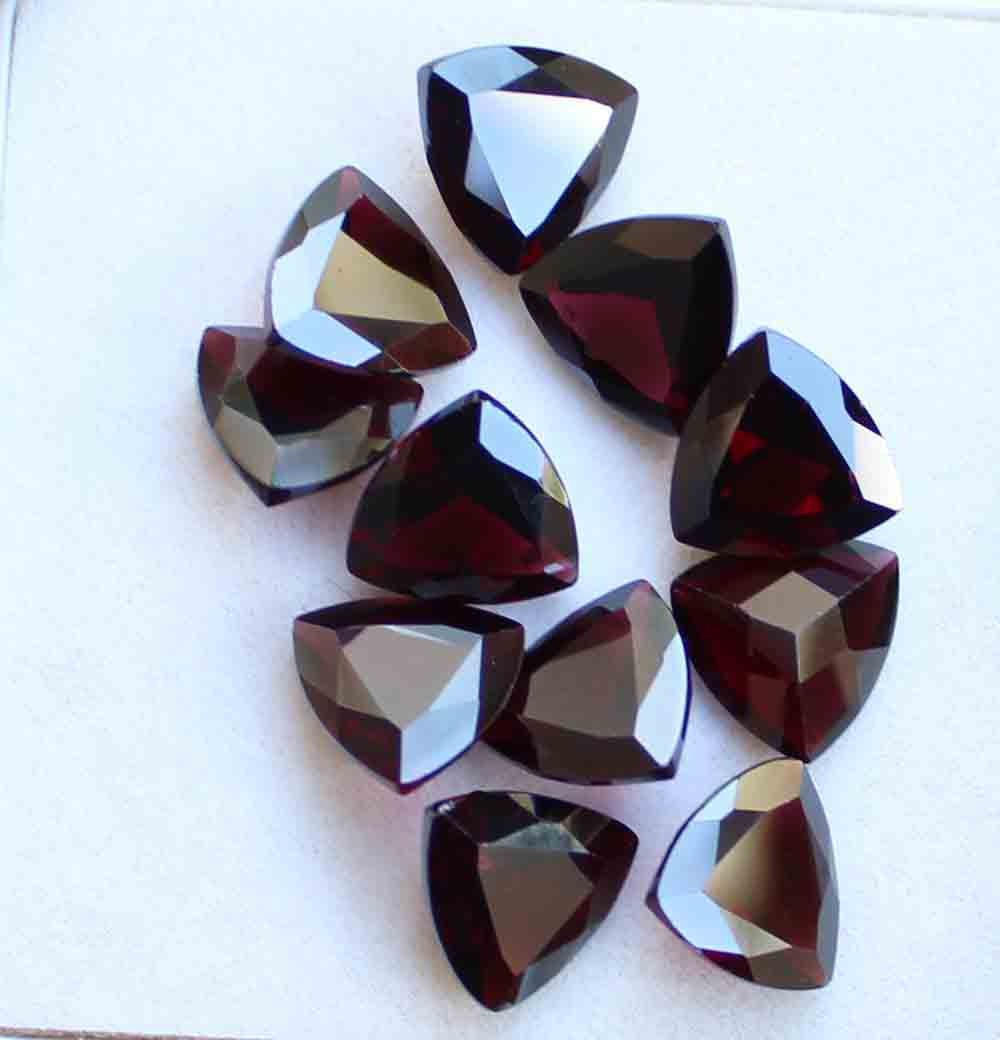 Natural Garnet Trillion Faceted Cut Loose Gemstone 10 mm 43.50 Ct 11 Pcs