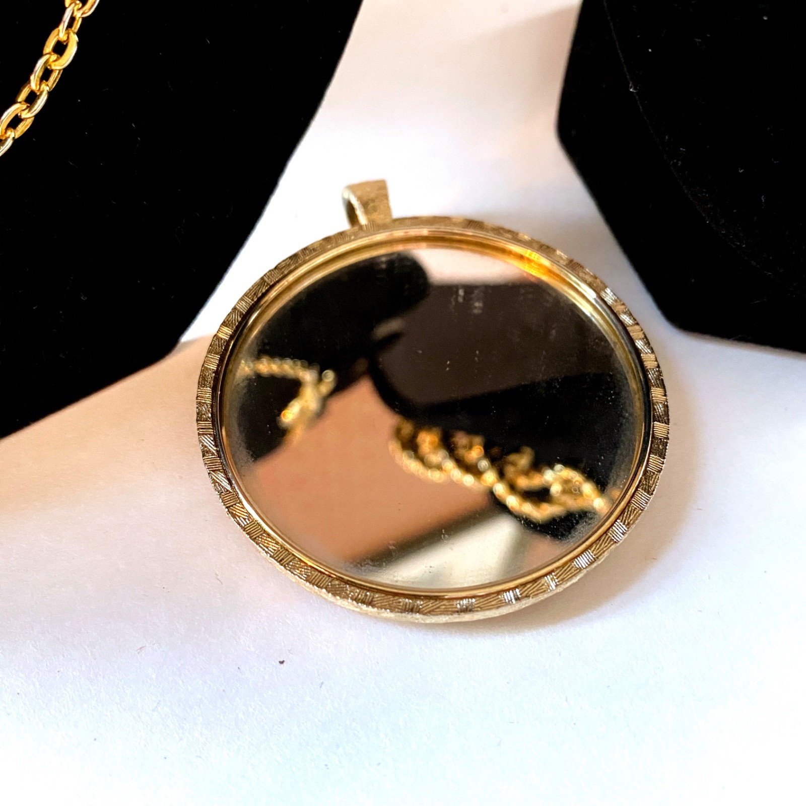 Lot of 5 Vintage to Now Costume Jewelry All Wearable – Modernist Gold Tone