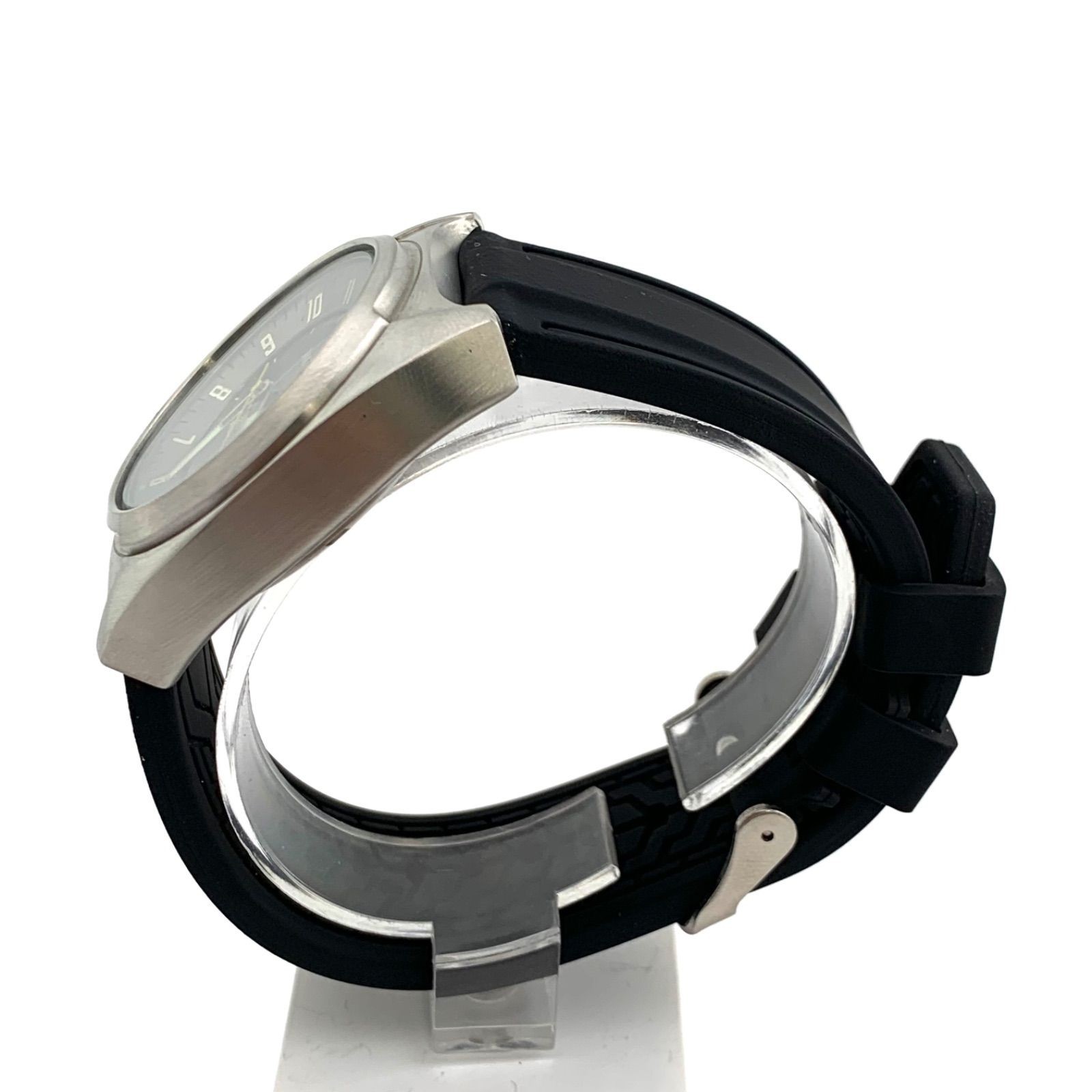 Nixon UNLOCKED THE KEY Quartz men gray Dial Watch Japan – Rank B