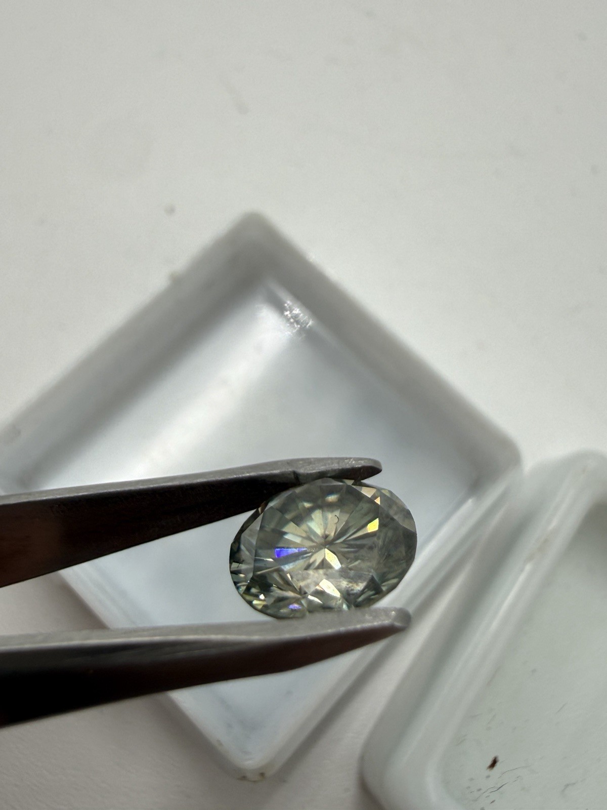 7.82CT Round Brilliant Cut Loose Gemstone Green Gray Moissanite VVS 11.8mm
