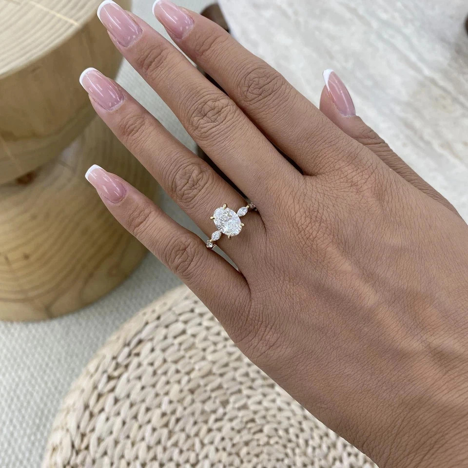 2.80 CT Oval Cut EF/ VS1 Lab Grown Diamond Women Engagement Ring 14k Yellow Gold