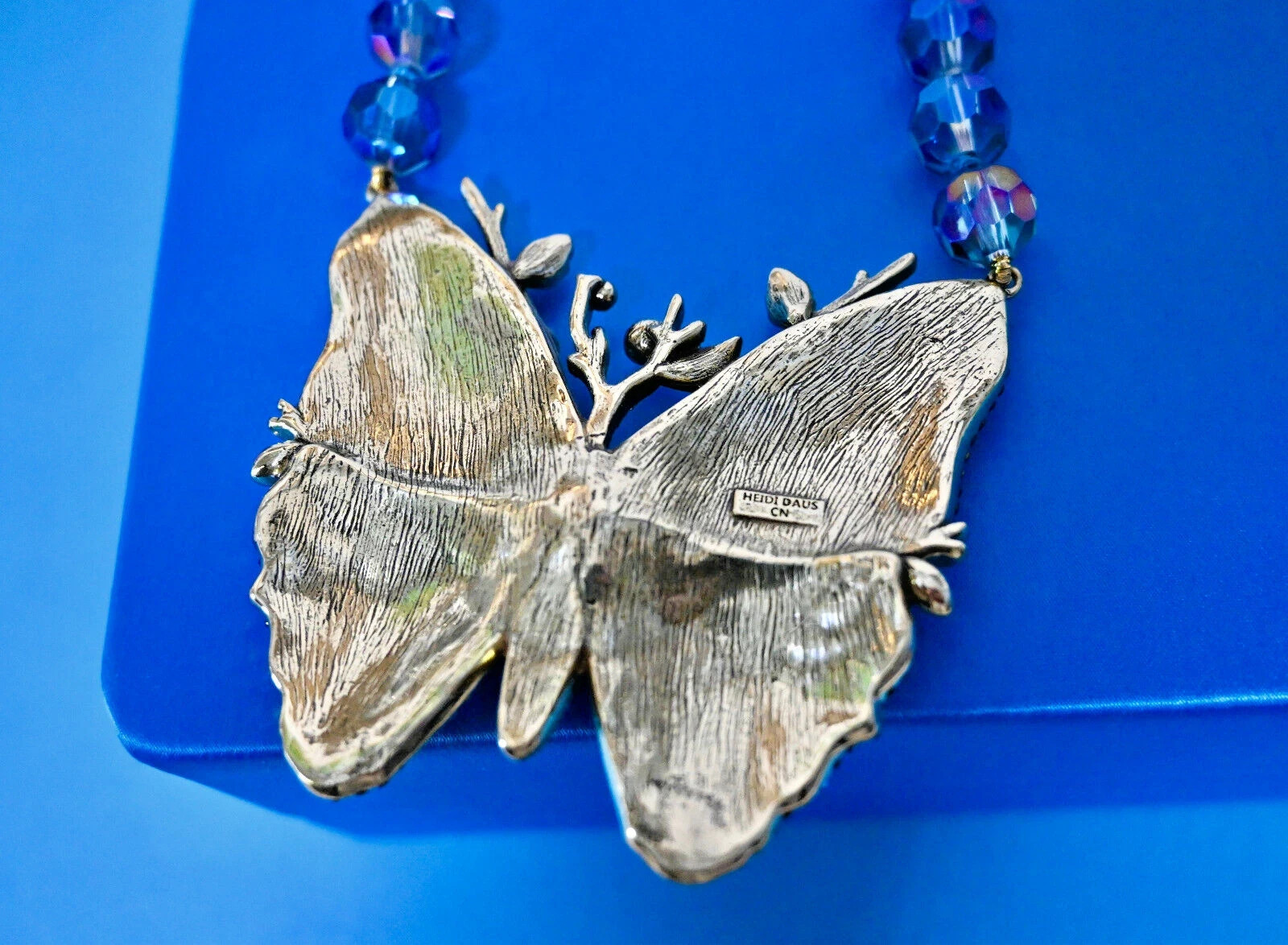 HEIDI DAUS signed “Madam Magnificence” Butterfly Necklace BLUE Aqua NWOT