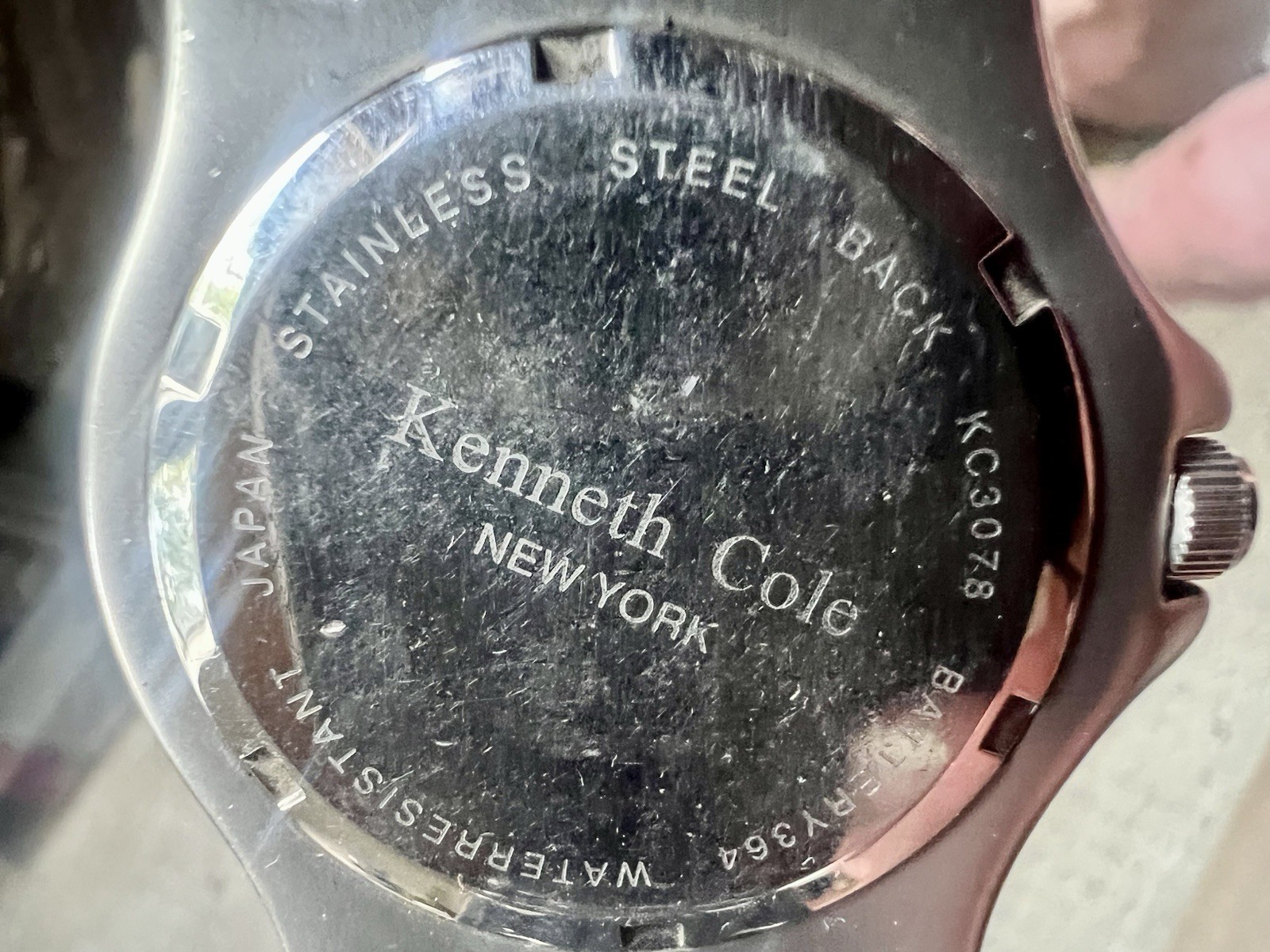 Kenneth Cole New York KC3078 Classic Men’s Stainless Steel Wristwatch