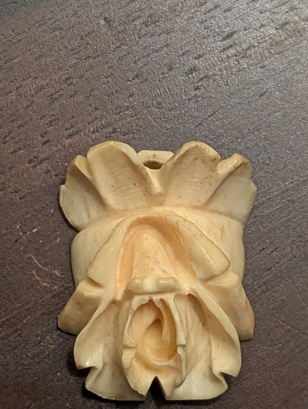 Carved Natural material Rose Pendant Vintage Hand Carved Floral Jewelry Bead