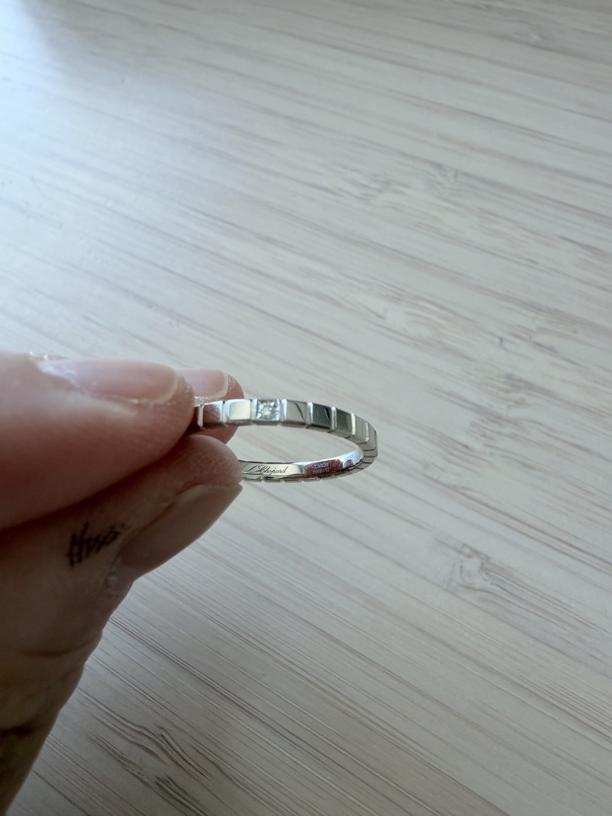 Solid 18K White Gold Custom Ice Cube Ring 1 lap diamond 2 mm Size 6 (52)