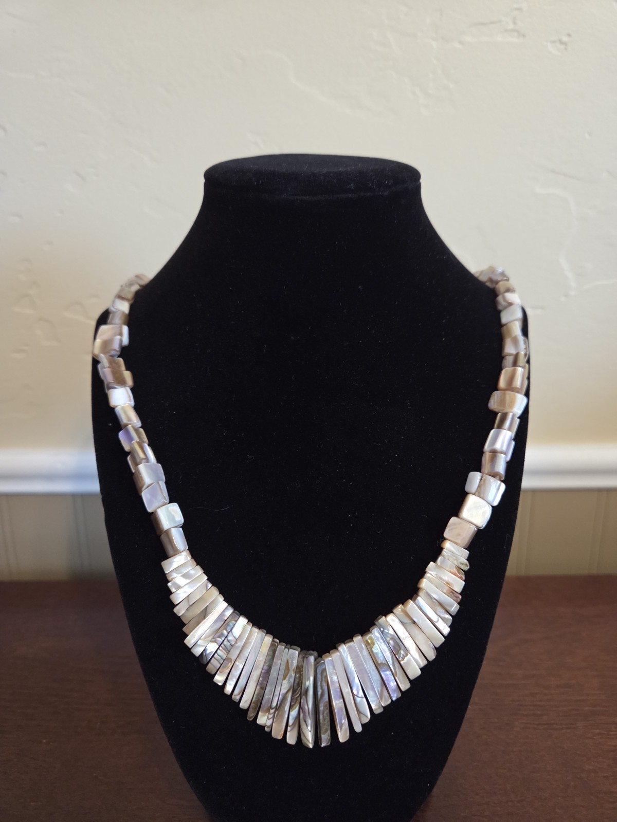 Abalone Shell Mother of Pearl Bib Fashion Necklace 24″