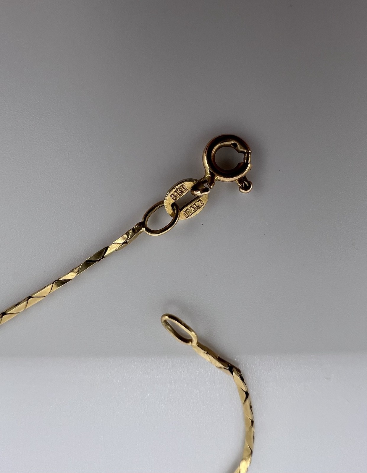 14K Yellow Gold Diamond-Cut Snake Chain Bracelet 7in. 1.56g