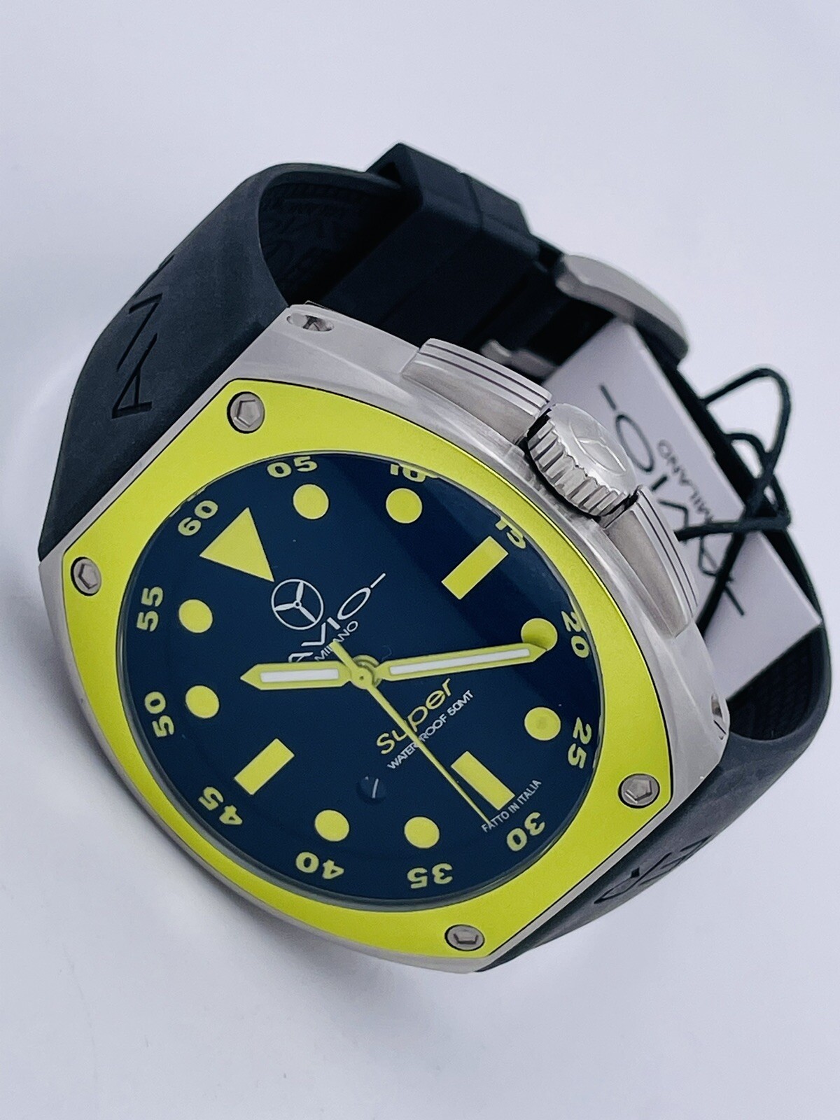 Avio Milano Steel Watch Made in Italy 6495Y/348 44mm Discounted New