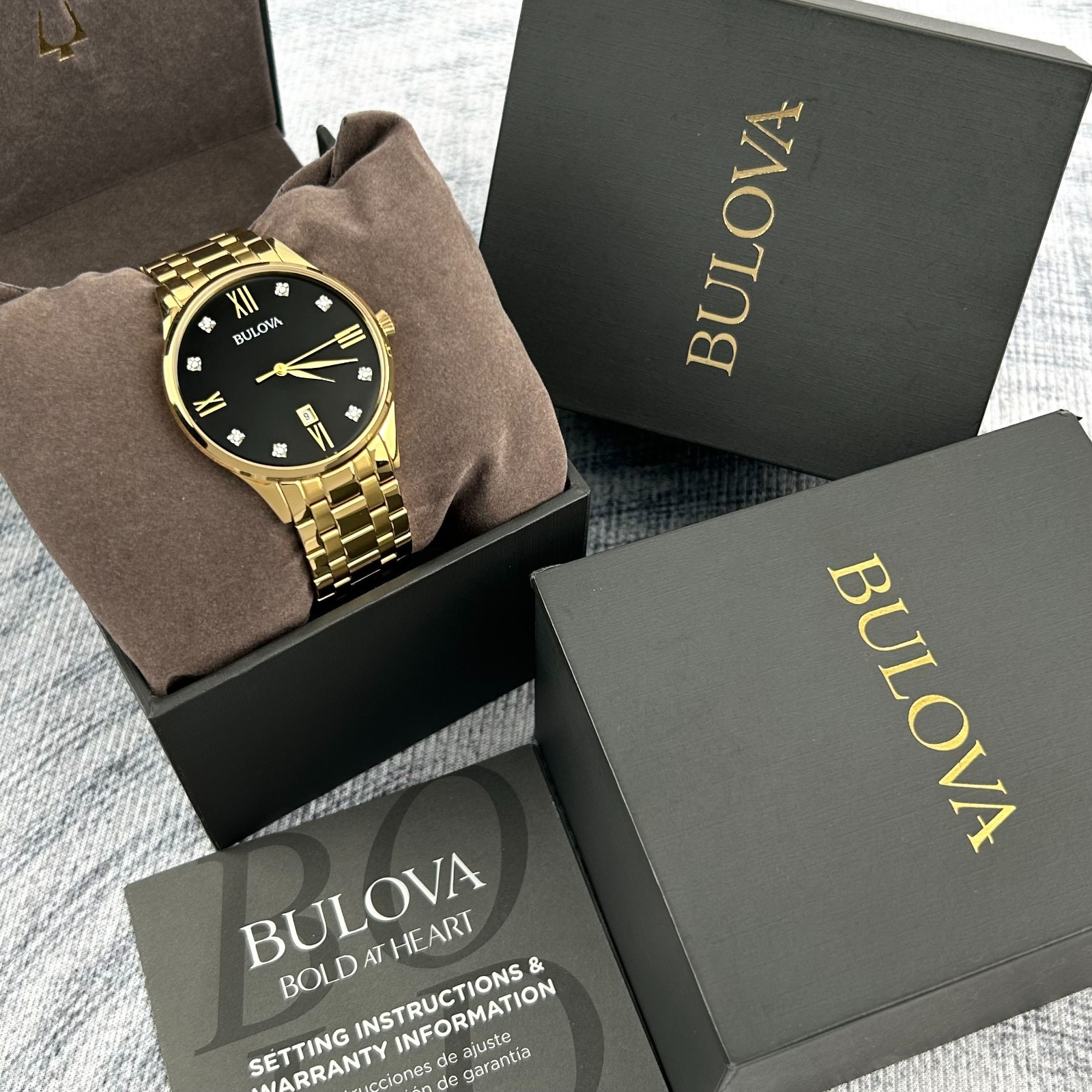 Bulova Men’s Classic gold-tone bracelet Diamond black Dial 97D108 Quartz Watch