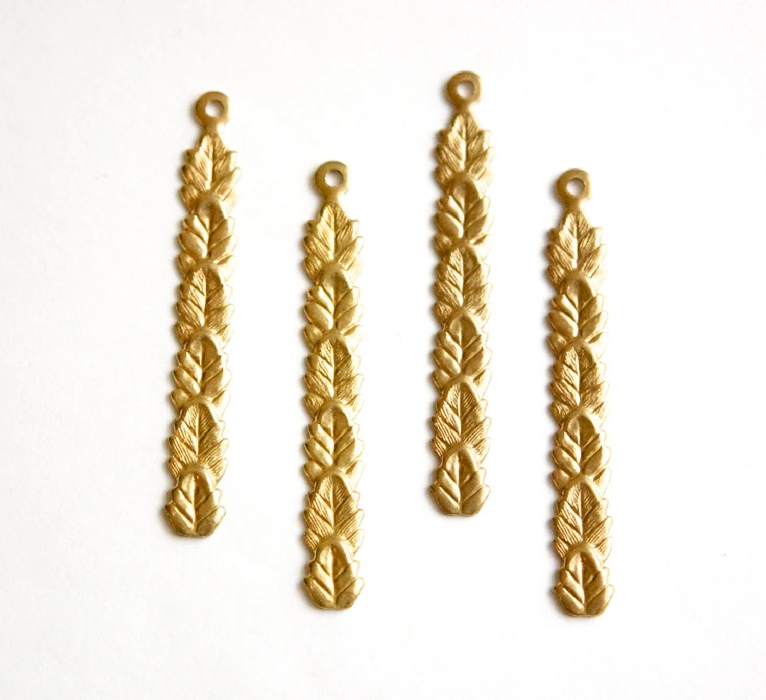 Raw Brass 1 Loop 6 Leaf Layered Pendant 43mm (6) mtl423A
