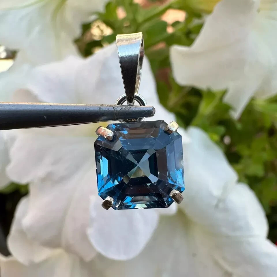 Natural Certified 23.55 ct Santa Maria Blue Aquamarine Pendant -925 Solid Silver