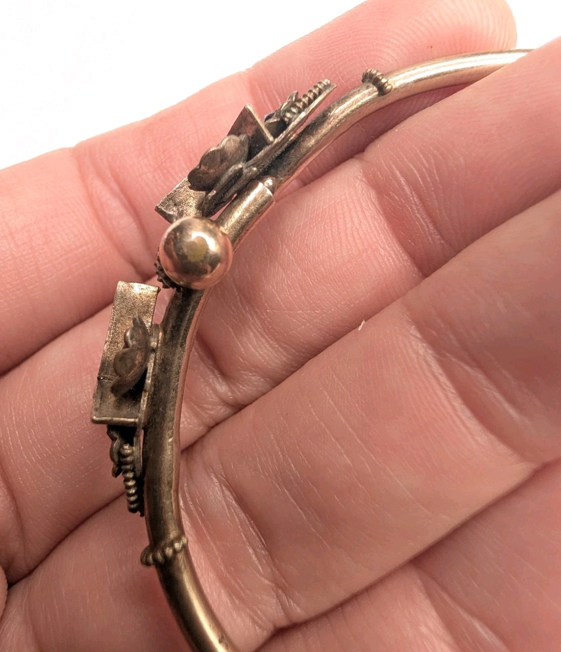 Victorian Antique Gold Filled Bohemian Rose Cut Garnet Glass Hinge Bracelet Read
