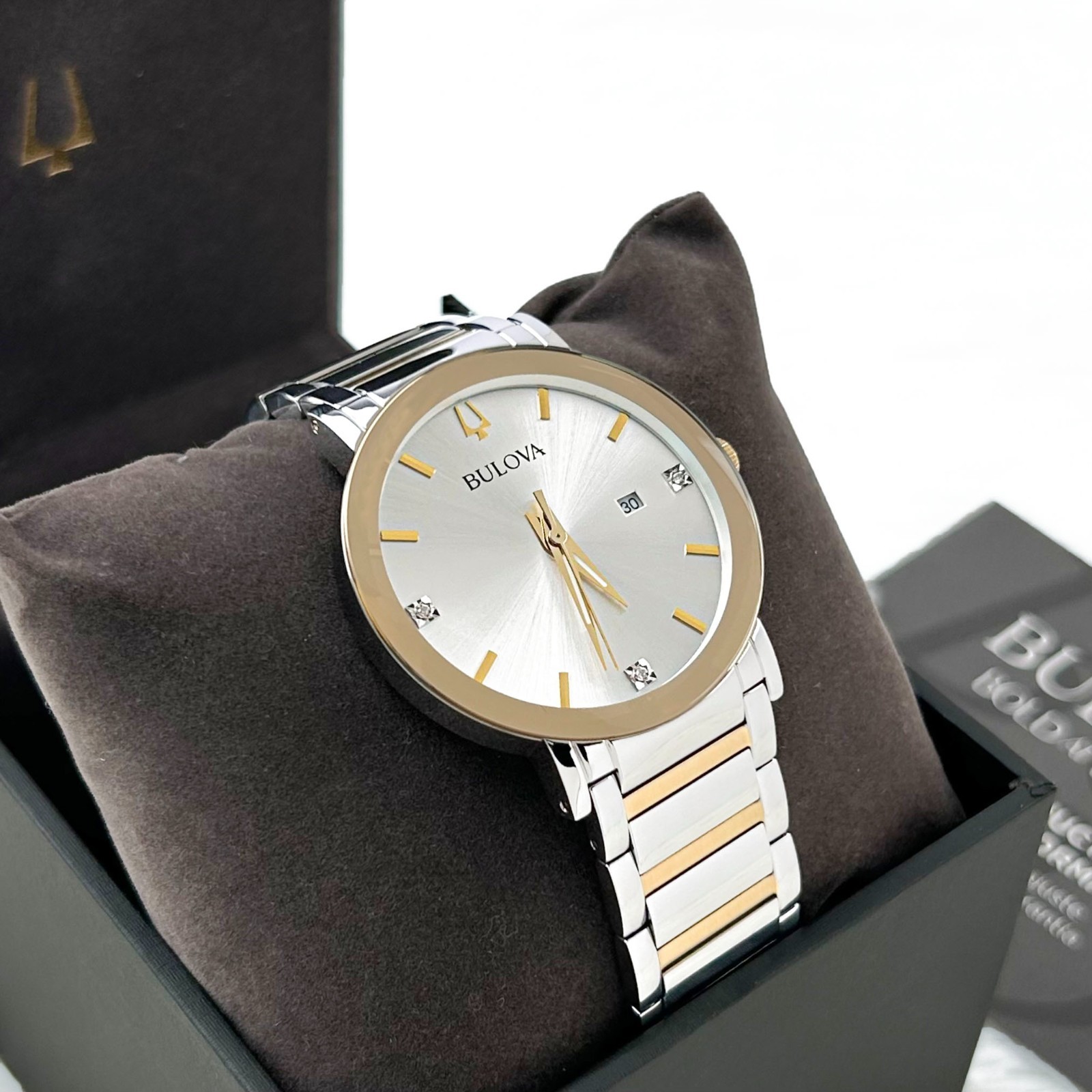 Bulova Futuro Modern 98D151 Two-Tone Diamond Silver Dial Men’s Quartz Watch 42mm