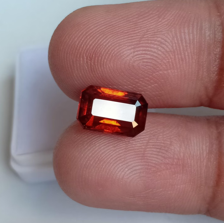 Genuine Red Hessonite Garnet Faceted From Mozambique May Birthstone Gem 4 Ct