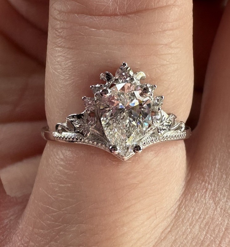 Eden Garden Lab Grown Simulated Bridal Set Ariadne Pear Cut 1 ct., Size 8.75