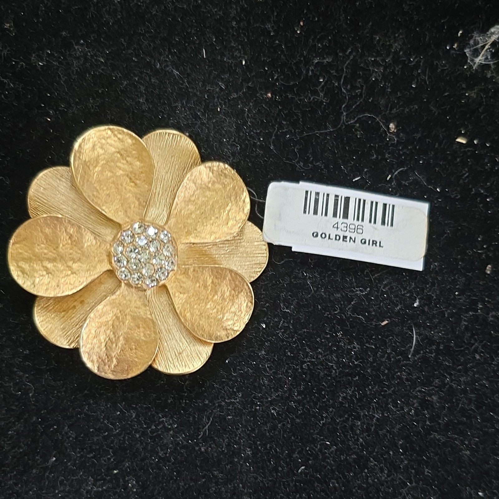 Premier Designs MPN 4396 Gold Tone Flower Brooch Pin w/ Clear Rhinestone
