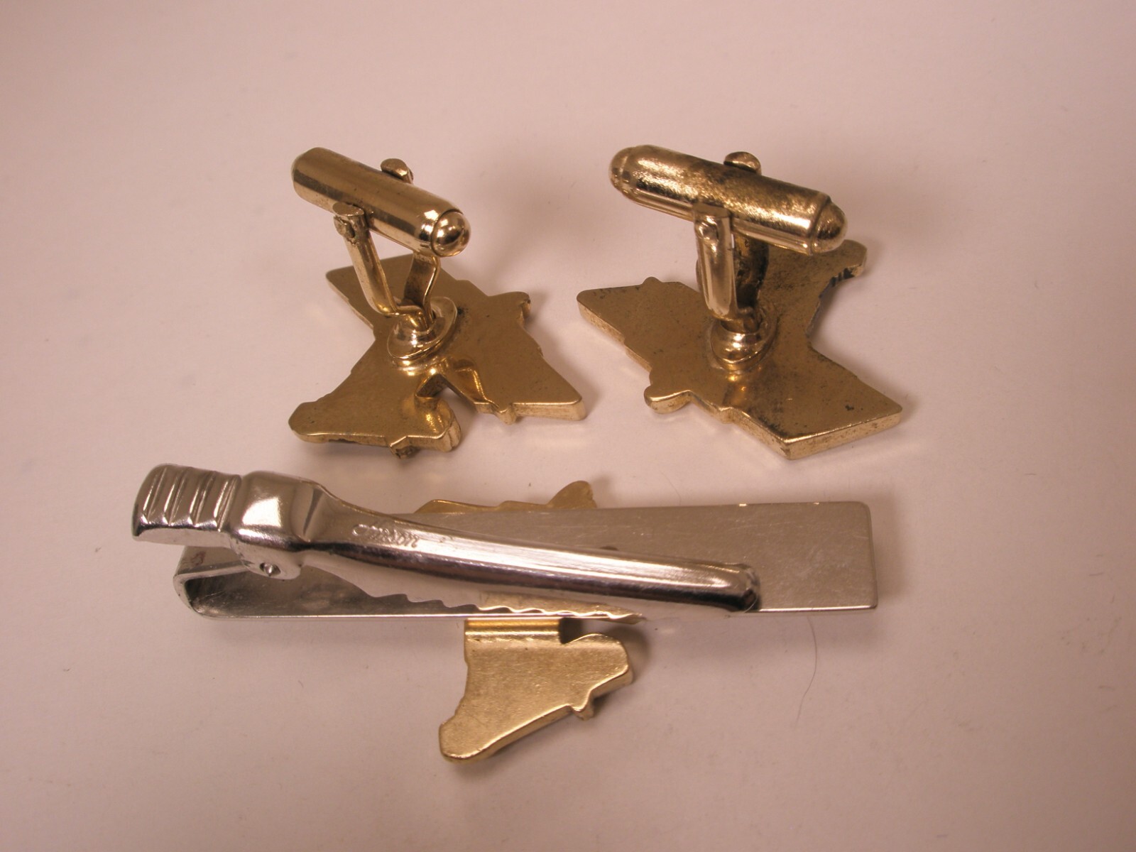 Tools Radial Arm Saw Vintage Cuff Links & Tie Bar Clip wood cabinet carpenter