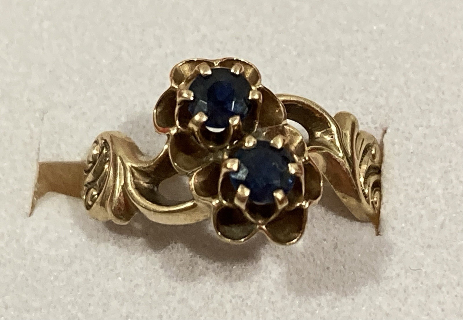 Vintage QC 10k Solid Yellow Gold Blue Sapphire Stone Belcher Band Ring SIZE 4.75
