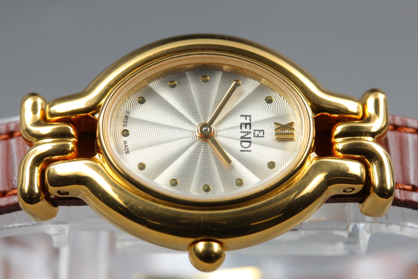 FENDI 640L 6 Colors Change Belt Gold Quartz Vintage Women’s Watch w/Box