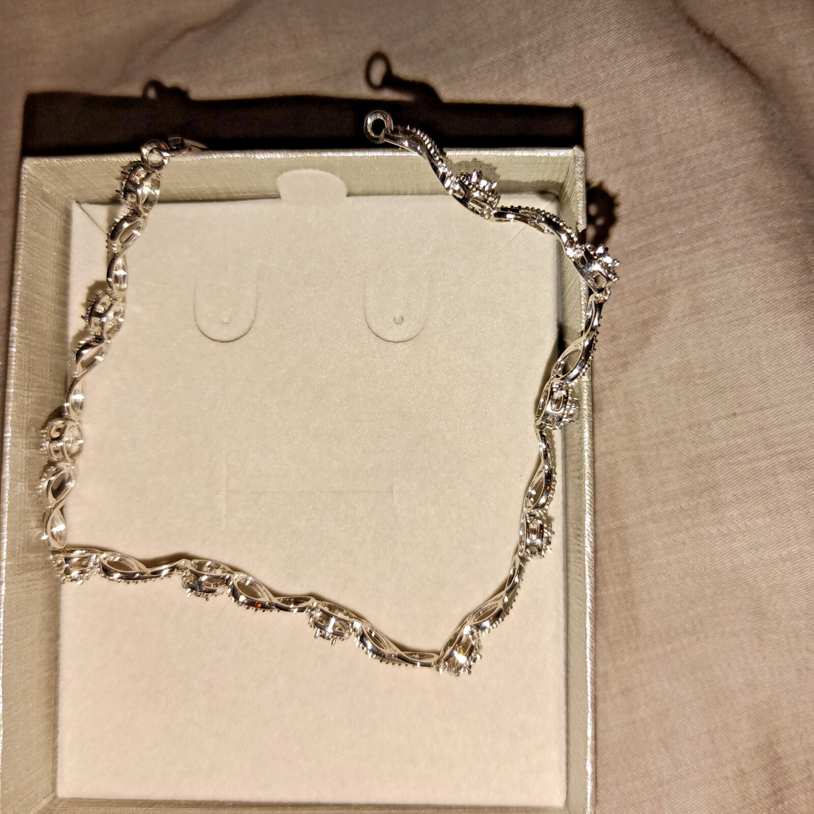 Zales Sterling Silver Bracelet 7 Inches New in Box