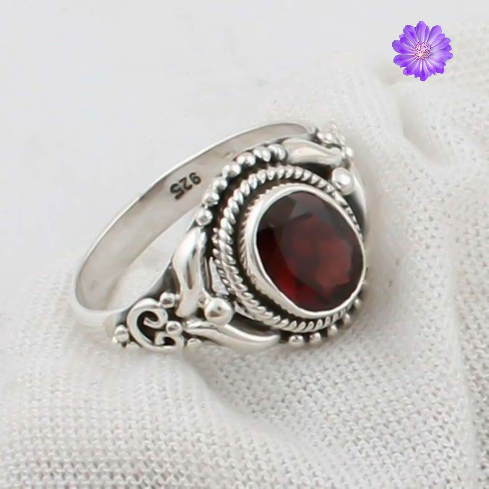 Red Garnet Gemstone 925 Sterling Silver Handmade Jewelry Ring Gift For