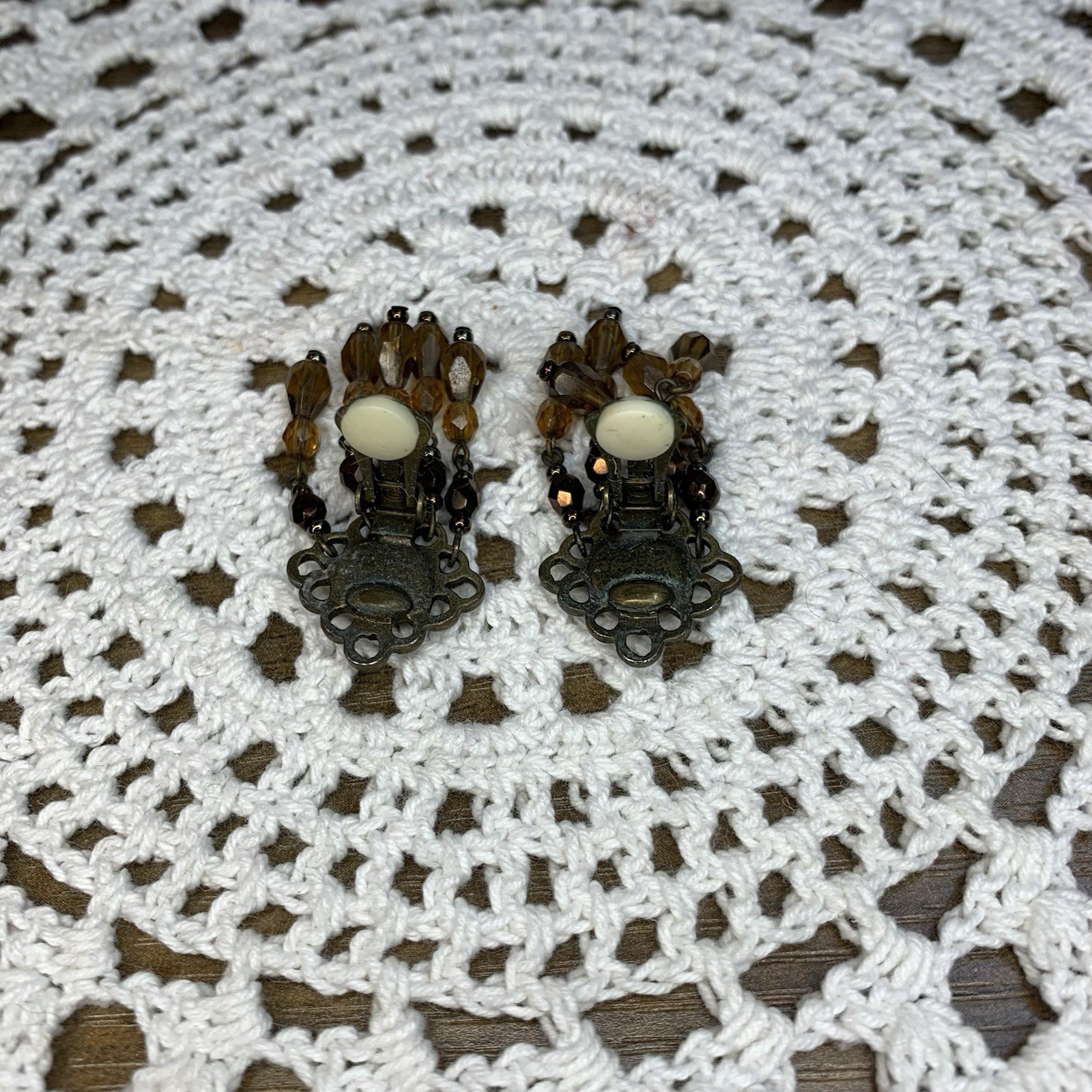 Vintage Robert Rose Clip Dangle Earrings Brown