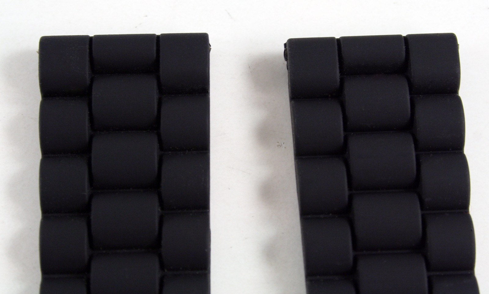 22mm Silicon Rubber watch band Black Straight End strap fits Fossil watch