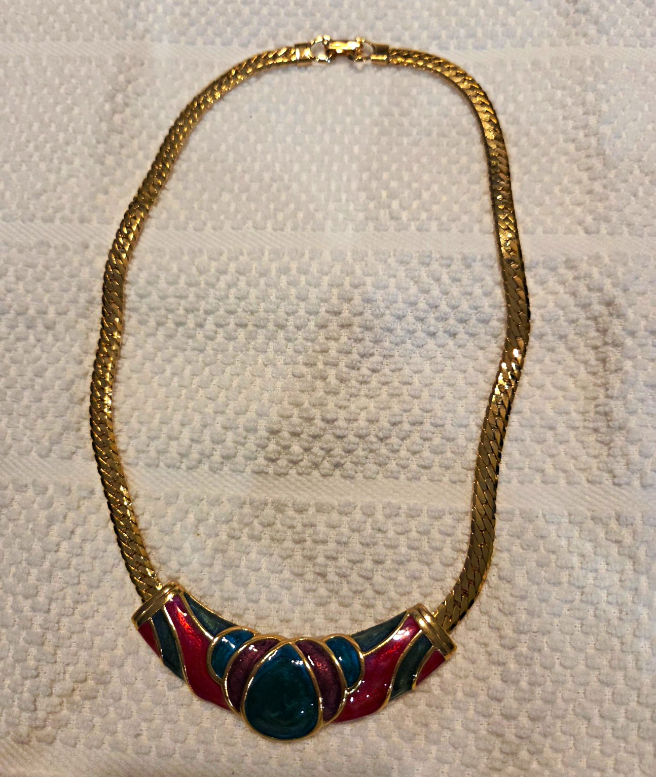 Gold Tone Herringbone Chain Necklace Statement Enamel Pendant Red Blue