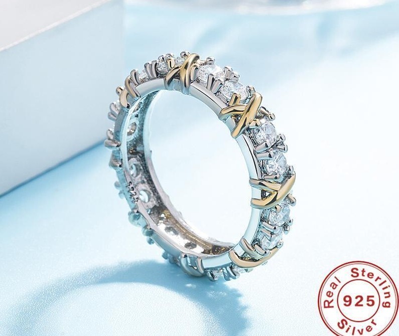 Classic Luxury 925 Sterling Silver Ring with Zircon Crystal Ring for Woman Gift