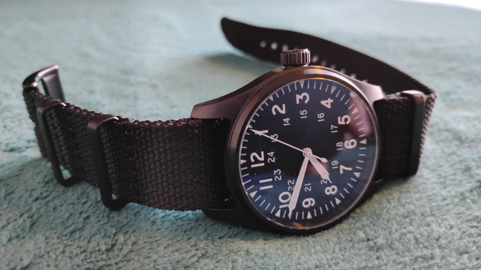 High-Quality 40mm Automatic Black PVD-Coated 316L Steel Diver / Strap Set!