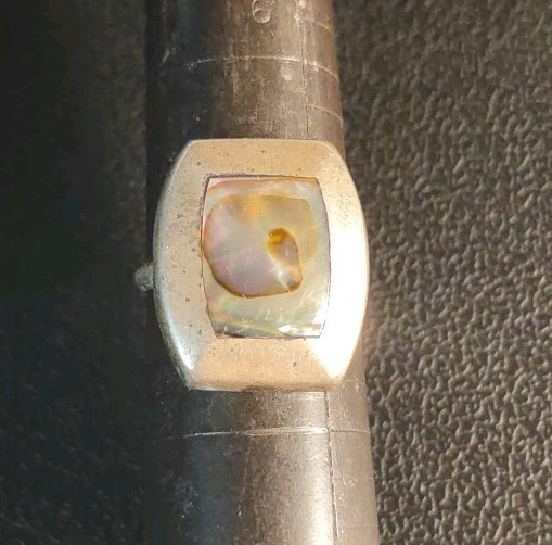 3.2 Grams Size 7.0 Sterling Silver Southwest Abalone Ring Old Pawn