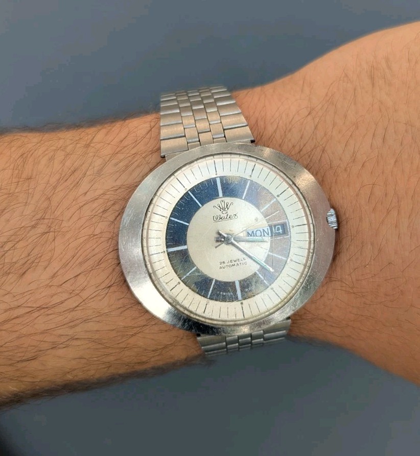 Vintage Water Cosmo Dynamic 25 Heel Automatic Watch (Runs)