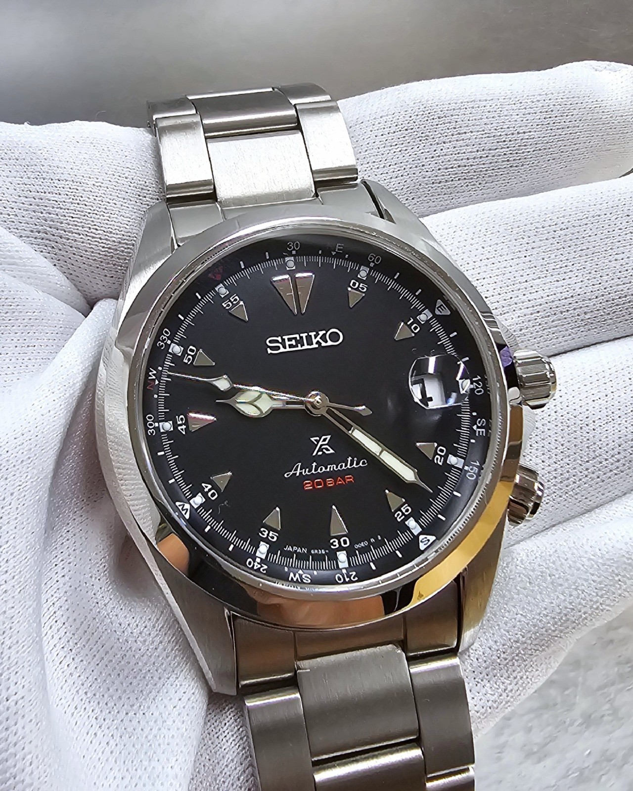 Seiko Prospex Alpinist 39.5 mm Black Dial SS Men’s Watch SPB117 – Store Display