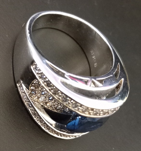 Victoria Wieck Sterling Silver 6.12ct Absolute & Simulated Sapphire Bridge Ring