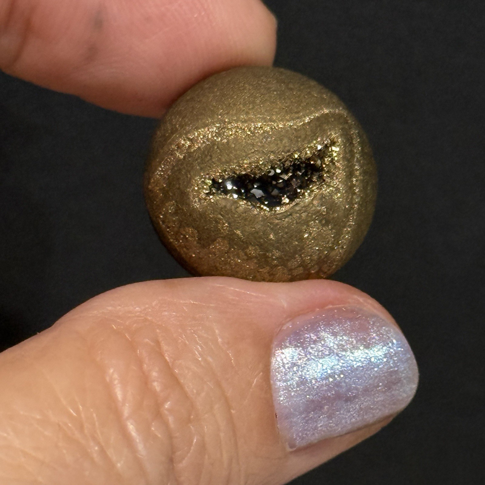 19.85×10.3mm Sparkly Golden Coated Round High Dome Agate Druzy Cabochon