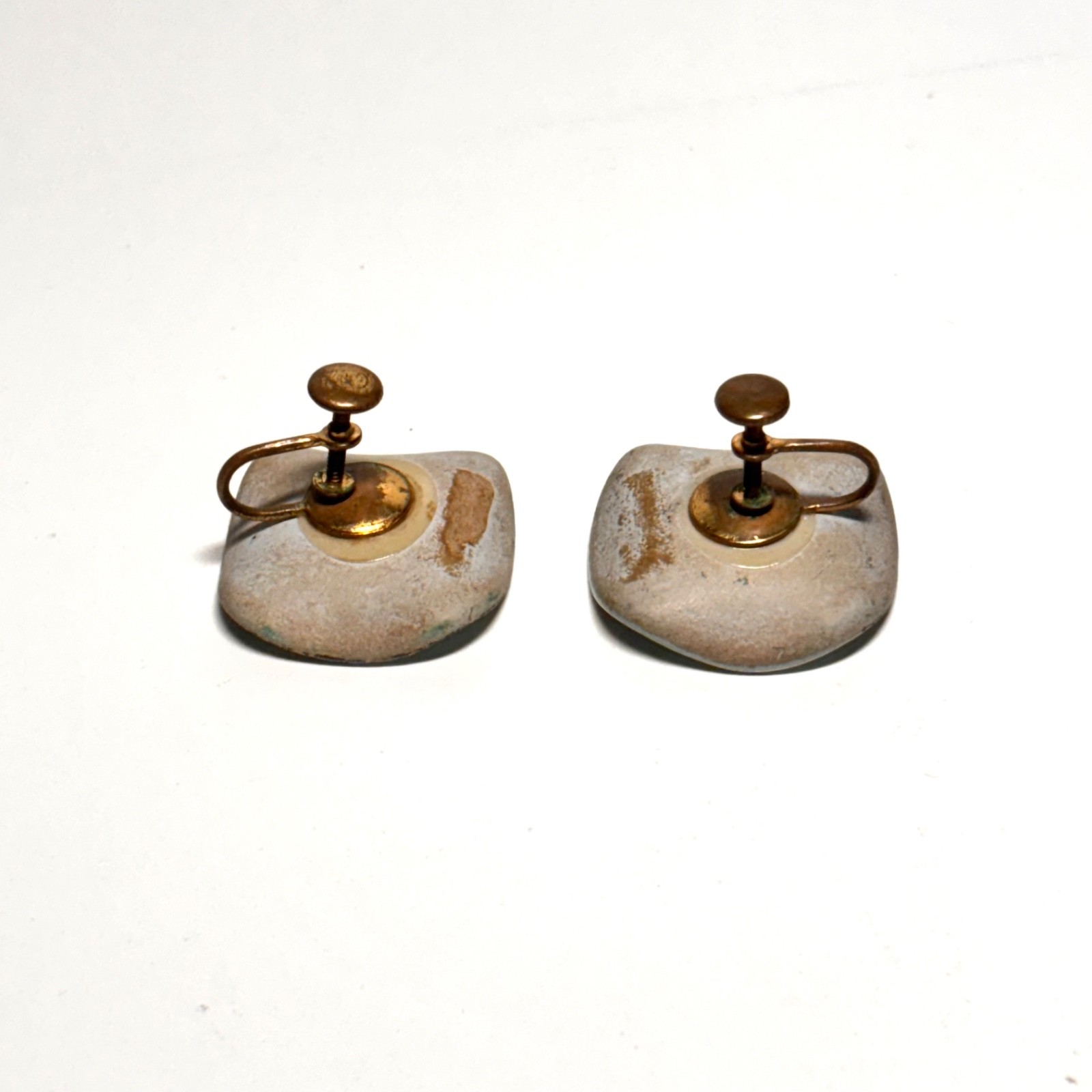 VINTAGE EARRINGS screw back MCM blue enamel goldtone edge ceramic unsigned pair