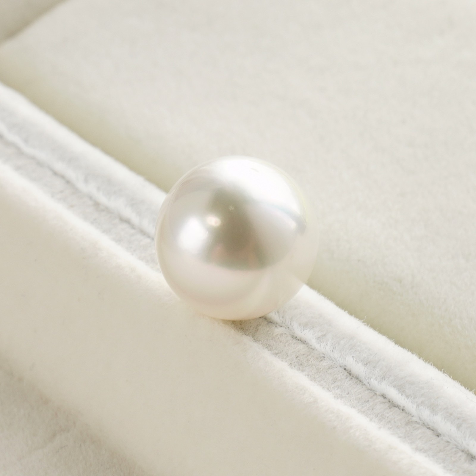 5A 11.7mm Round White Australian South Sea Loose Pearl,High Luster,Certificate