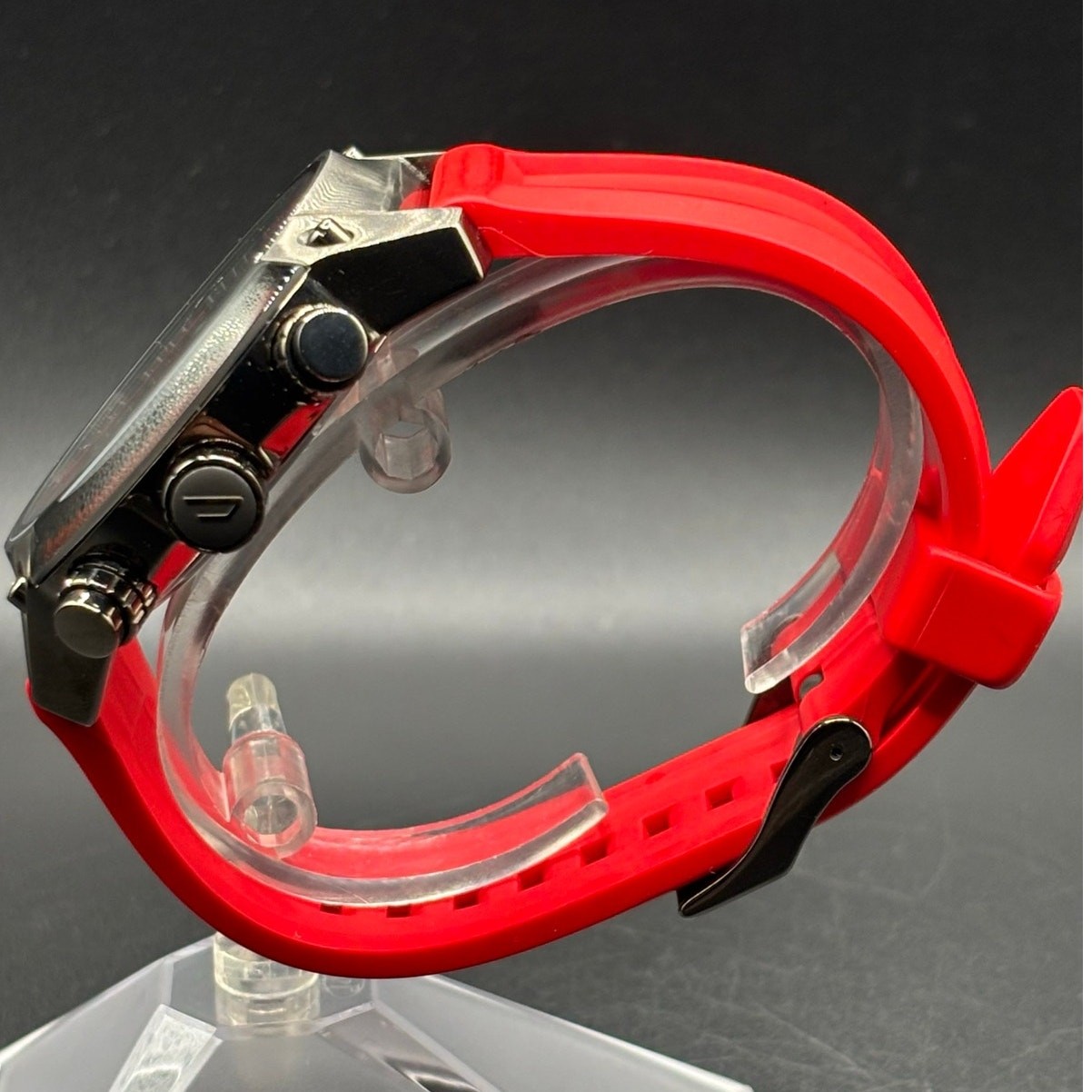 Diesel Overflow DZ4481 Chronograph Red Silicone 55mm Men’s Watch