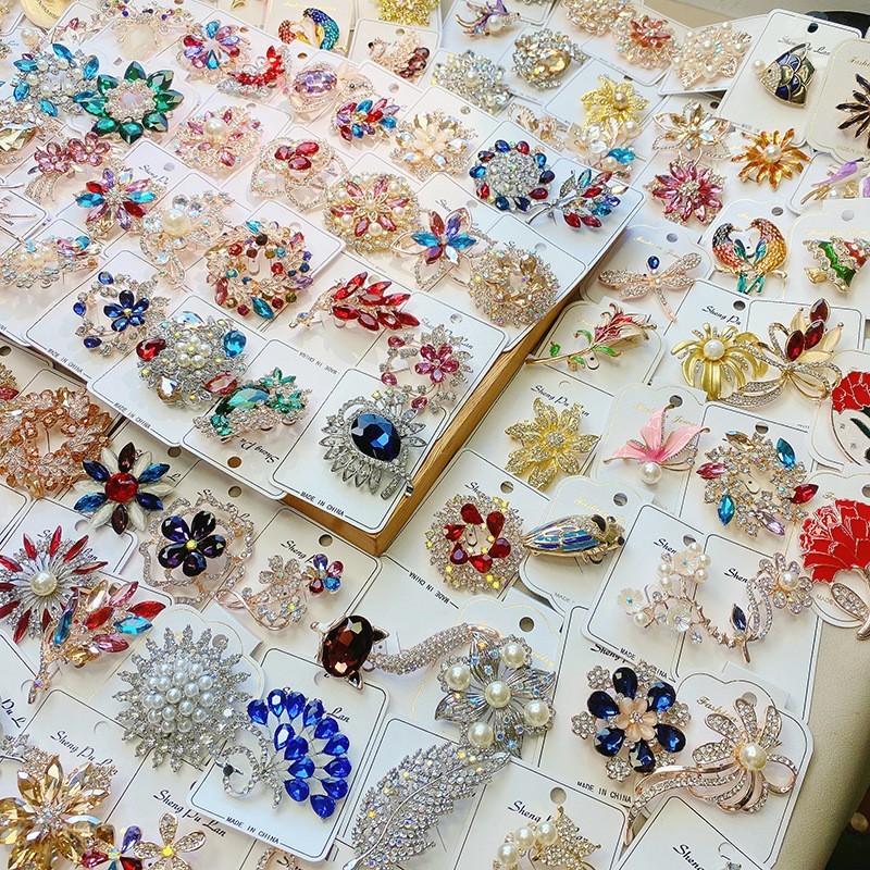 Bulk 12pcs Mix Crystal CZ Pearl Floral Brooches Lot Random Wedding Gift Jewelry
