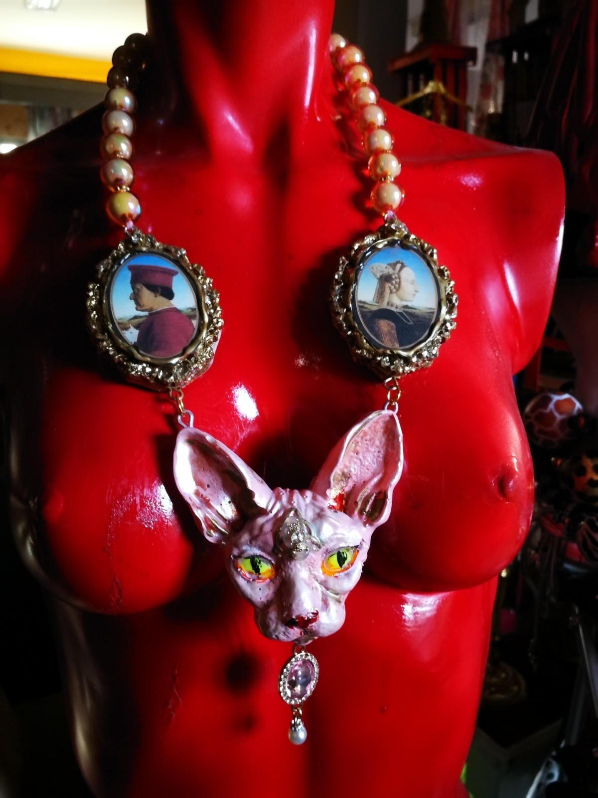 Statement Luxury Necklace Jewelry Pendant Sculpture Sphynx Cat Antique Cameo Bib