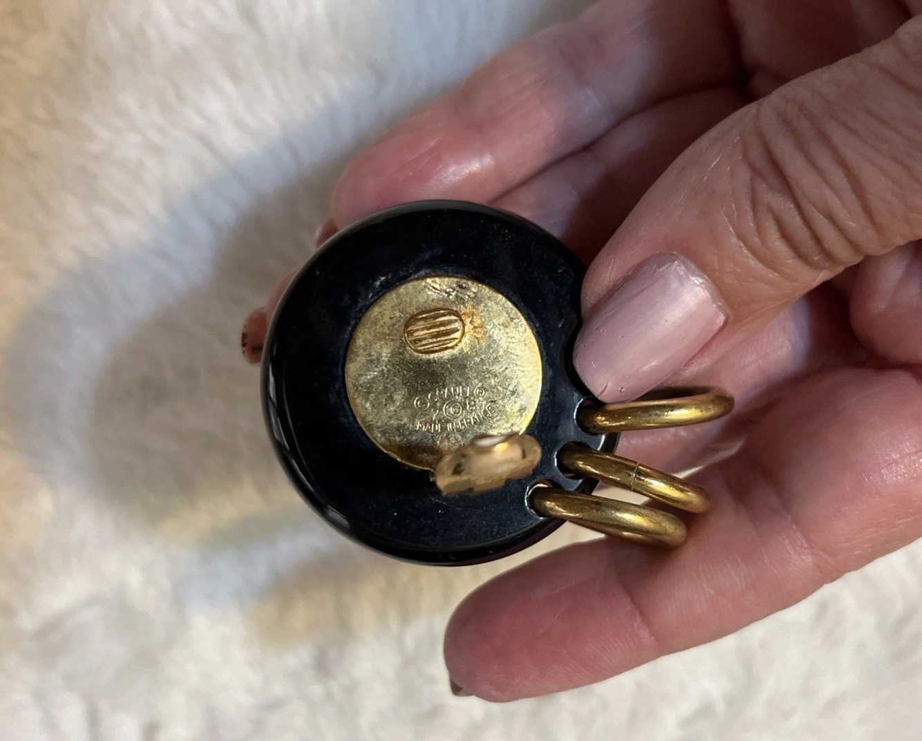 CHANEL Vintage Clip On Faux Pearl Classic Black & Cream Earrings Goldtone