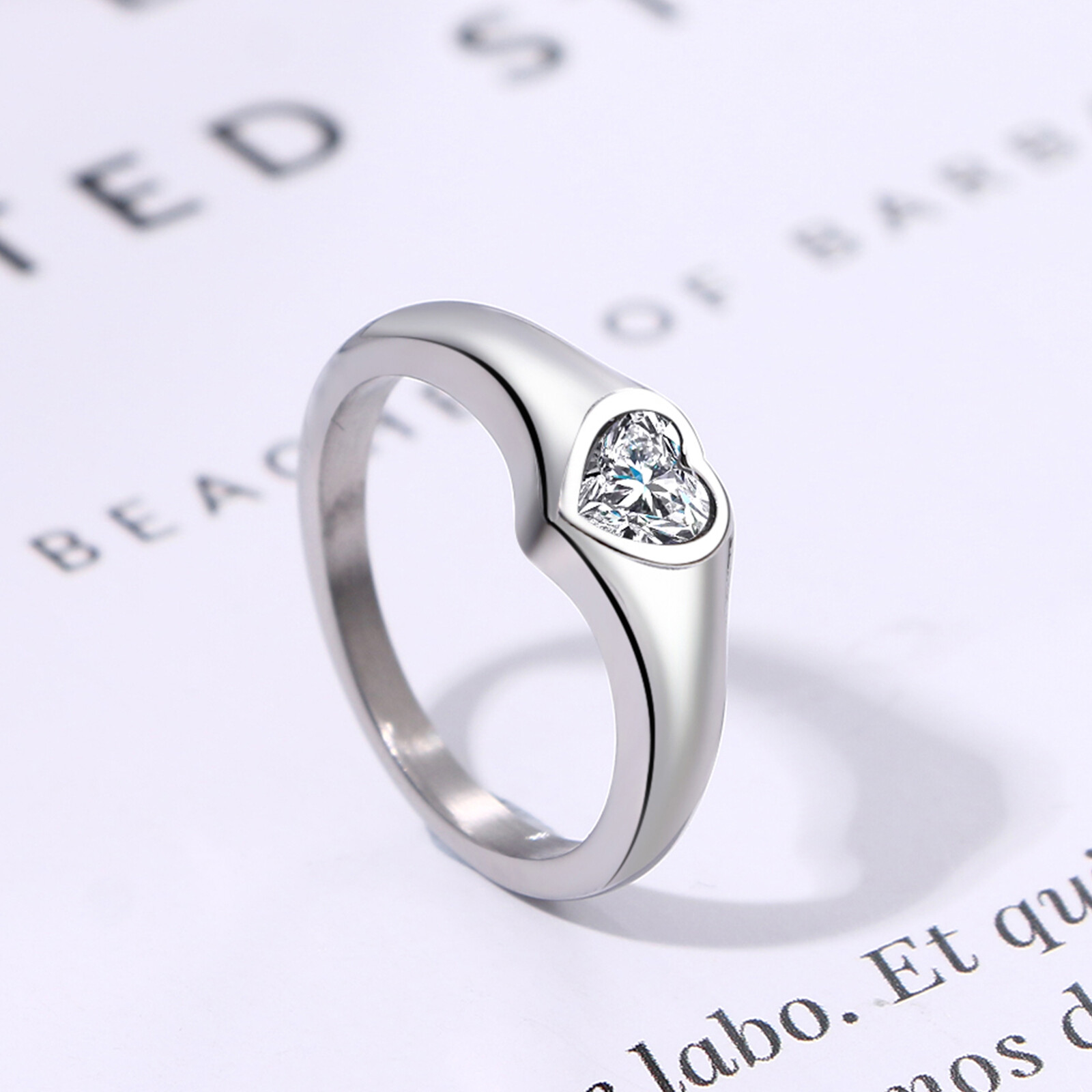 Women’s Love Heart Cubic Zirconia Wedding Ring Engagement Promise Band Size 6-10